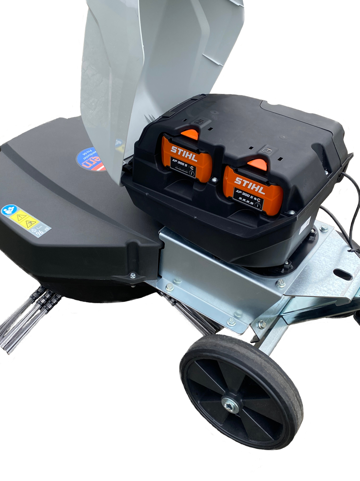 Greenbuster Pro 66 E powered by STIHL AP System